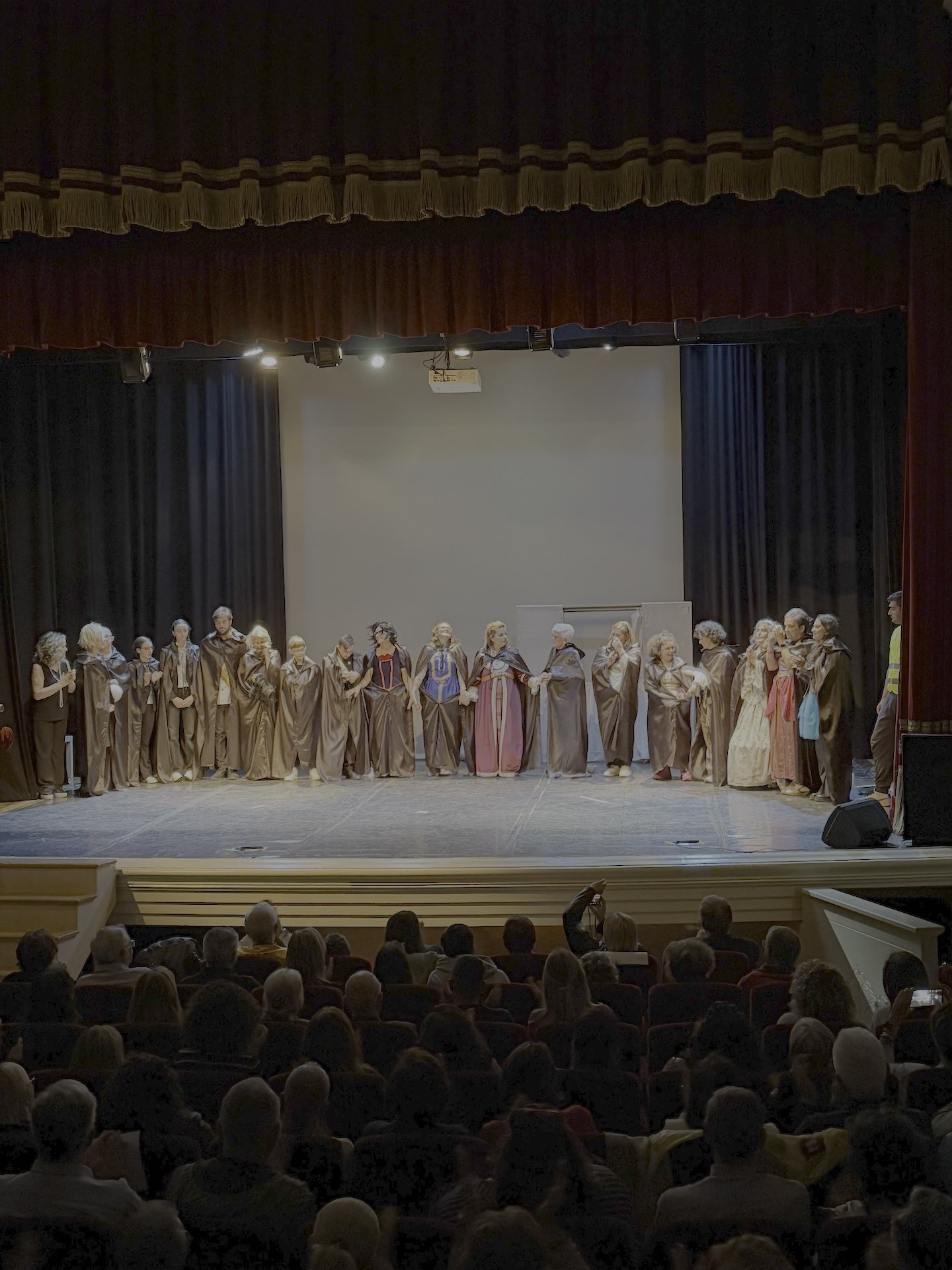 E vissero (quasi tutti) felici e contenti – Quando il teatro diventa inclusione